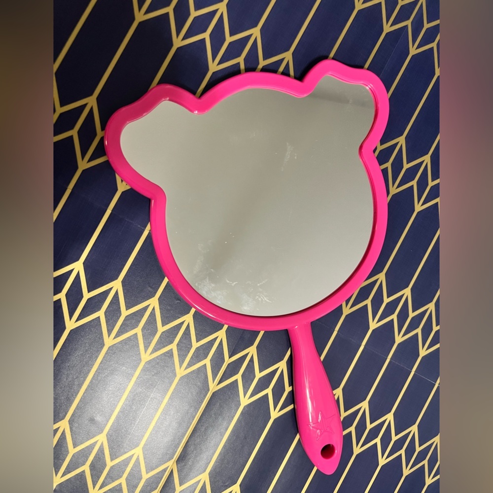 Jeffree Star Pink Pig Shaped Hand Mirror - Picture 2 of 6